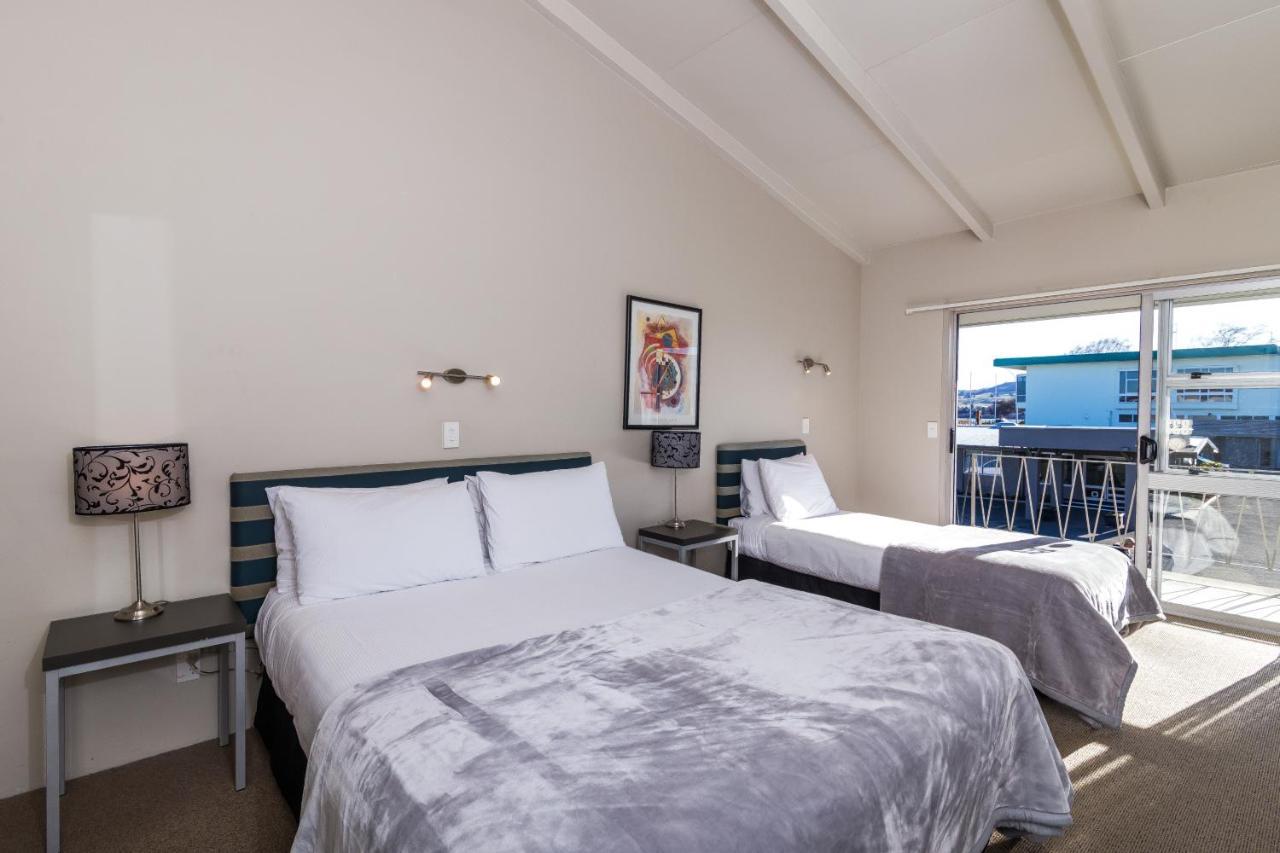 تاوبو Twin Peaks Lakeside Inn المظهر الخارجي الصورة