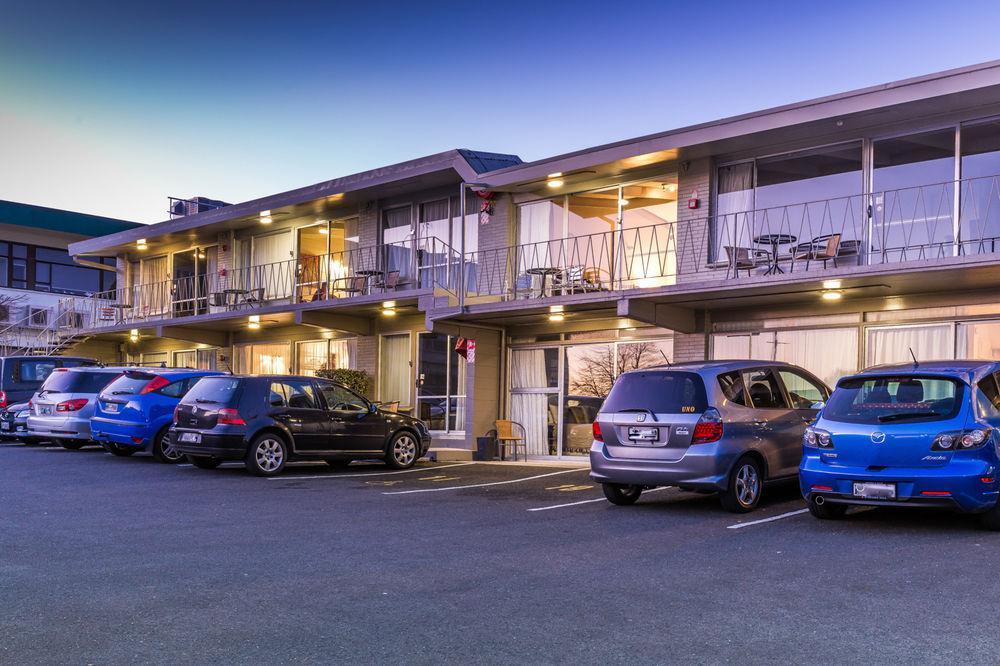تاوبو Twin Peaks Lakeside Inn المظهر الخارجي الصورة